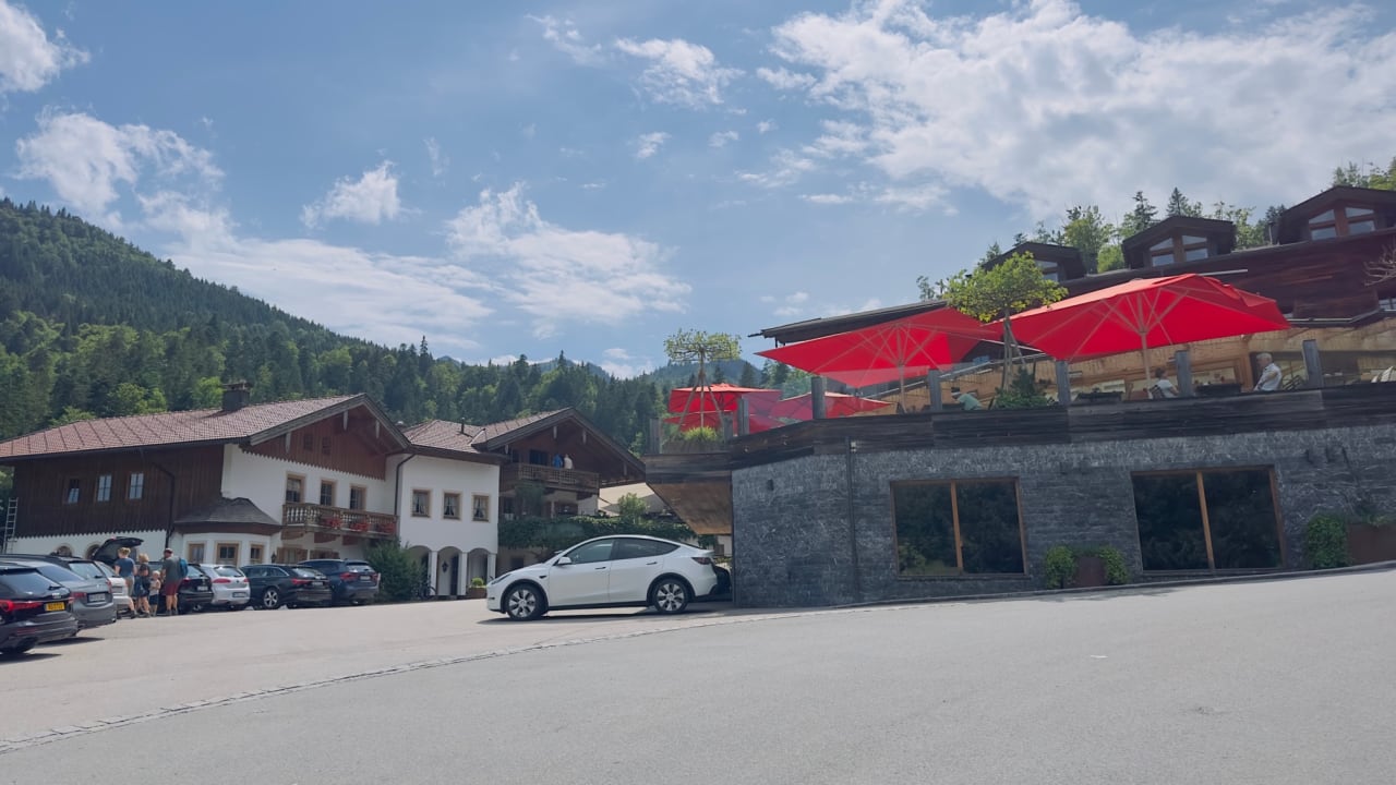 Außenansicht Hotel Feuriger Tatzlwurm