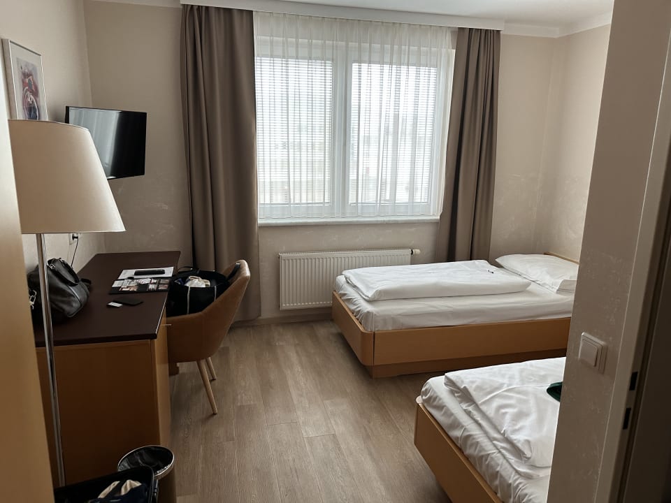 Zimmer NOVAPARK Flugzeughotel Graz