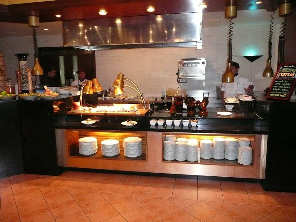 Frühstücksbuffet Hotel Miri Marriott Resort & Spa