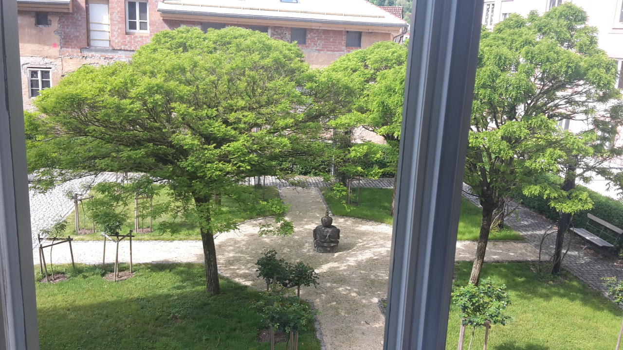 Ausblick auf Garten Gästehaus Abtei St. Walburg