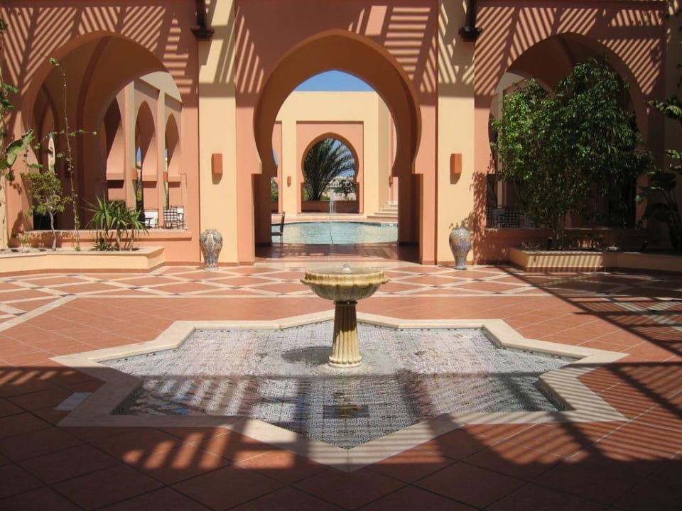 Atrium  Steigenberger Coraya Beach - Adults only