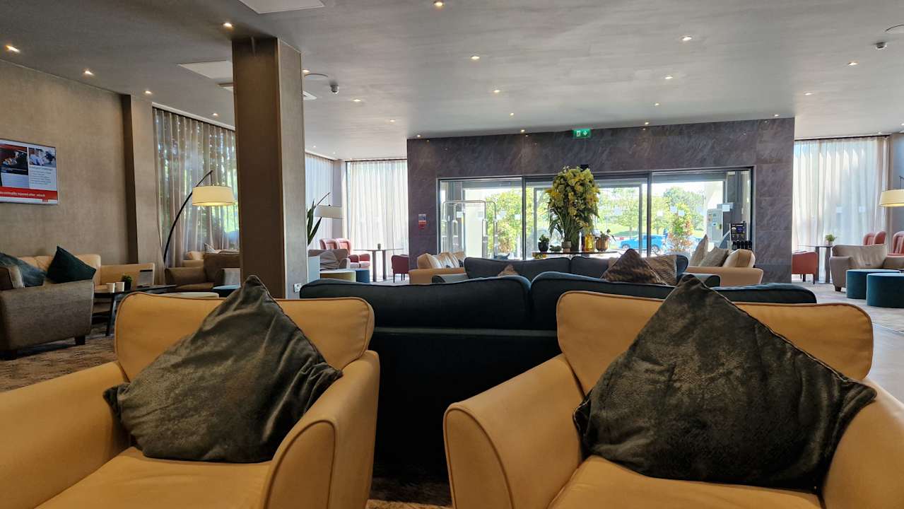 Lobby Leonardo Royal Hotel Oxford