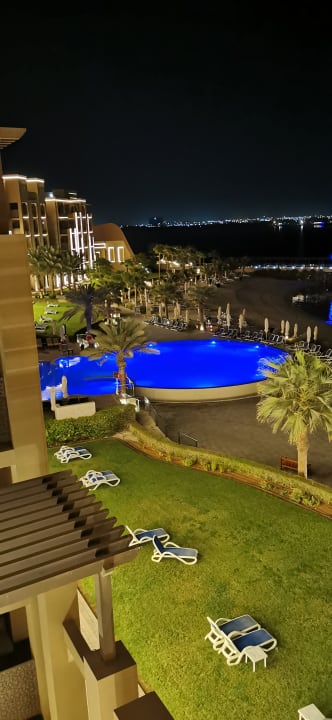 Pool DoubleTree by Hilton Resort & Spa Marjan Island