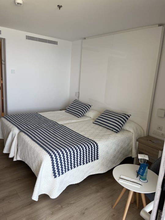 Zimmer Hipotels Bahía Cala Millor