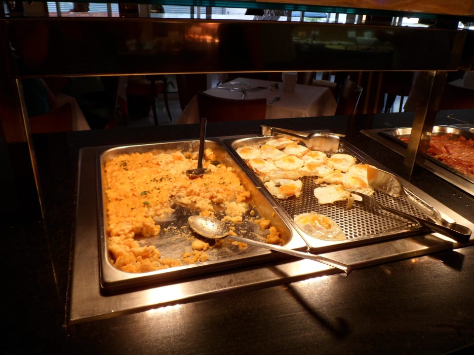 Frühstücksbuffet Hotel Clumba