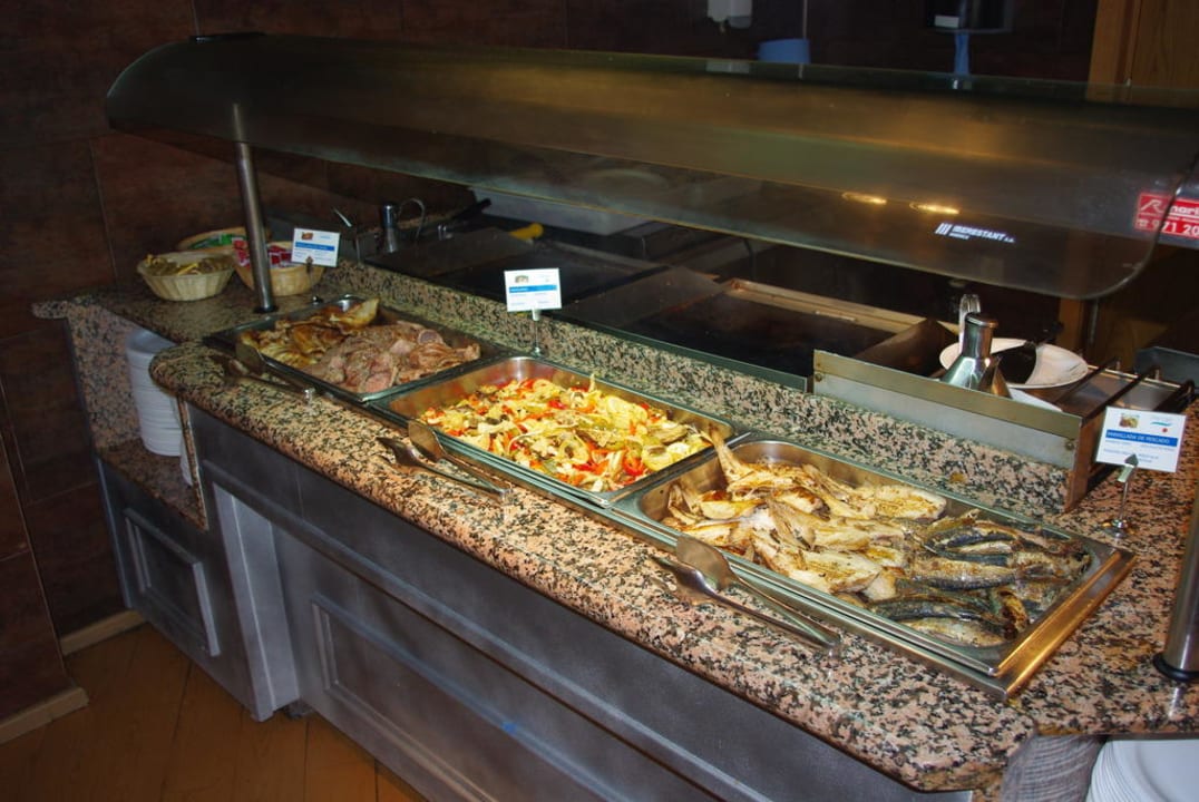 Fleisch und Fisch direkt vom Grill Caprice Janeiro Hotel & Spa