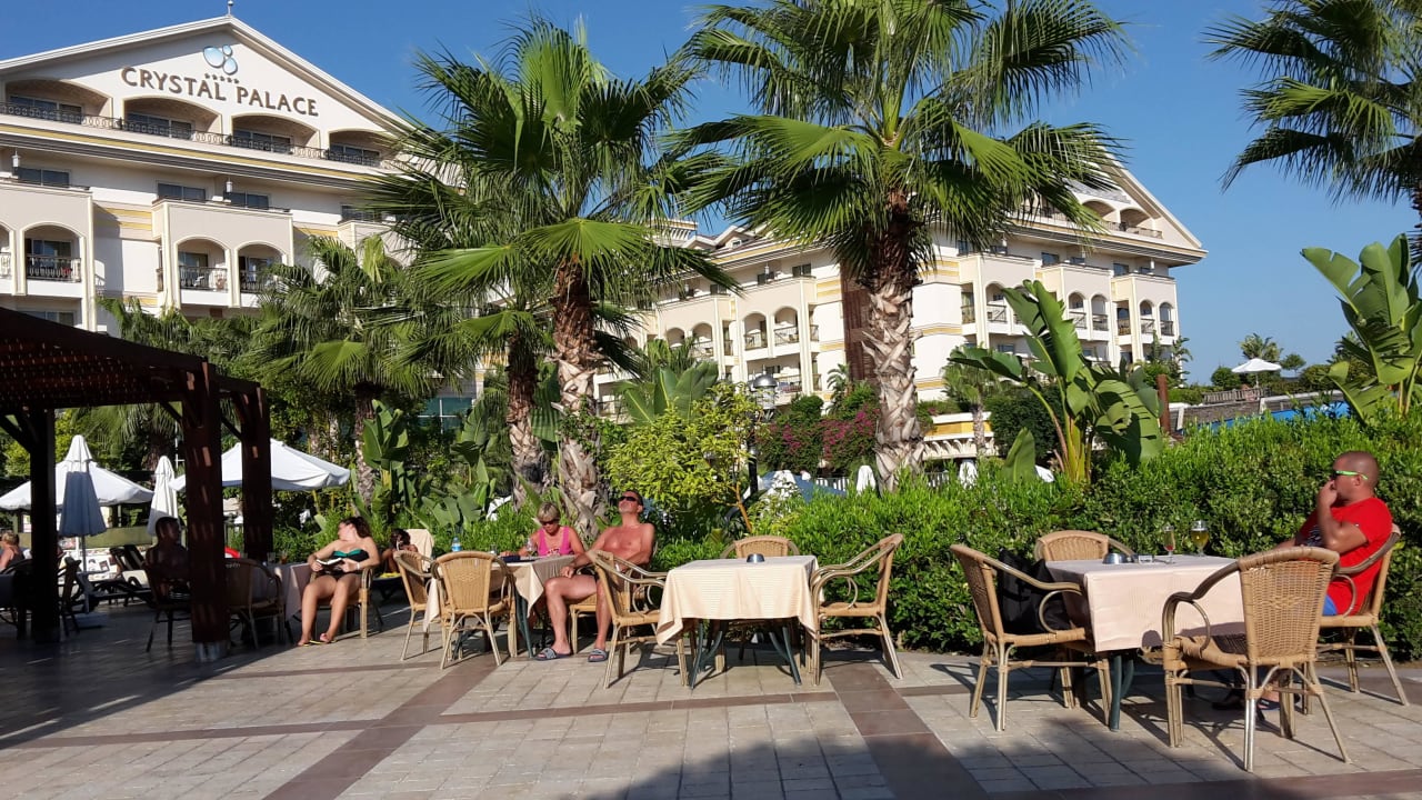 Hotel von der Poolbar aus Diamond Excellence Resort & Spa