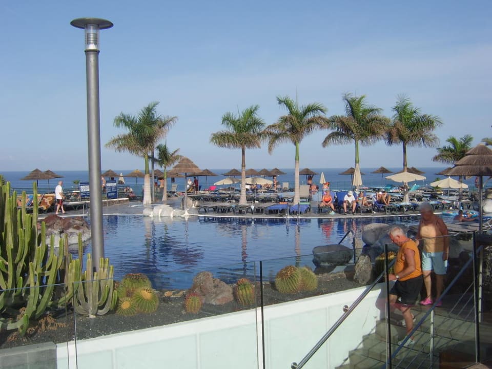 Seitlicher Poolblick Barceló Santiago - Adults Only