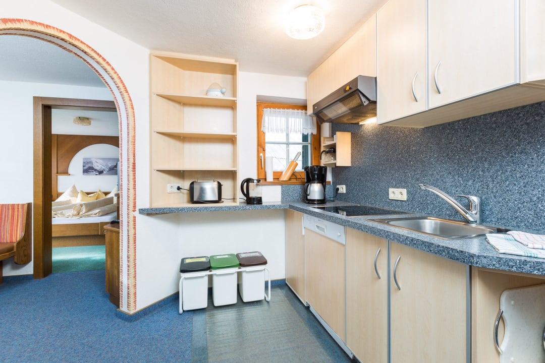Küche Nederkogel Hotel Altes Holzhaus