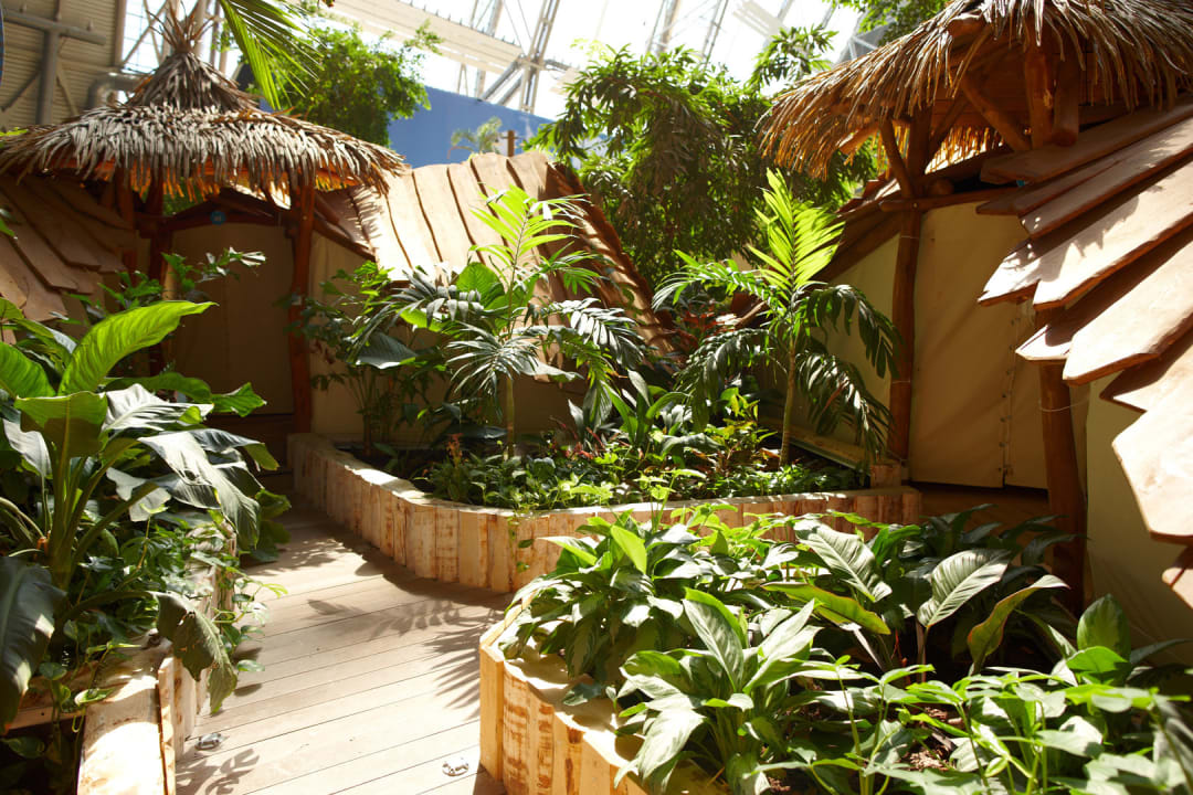 Außenansicht Tropical Islands Resort - Zelte