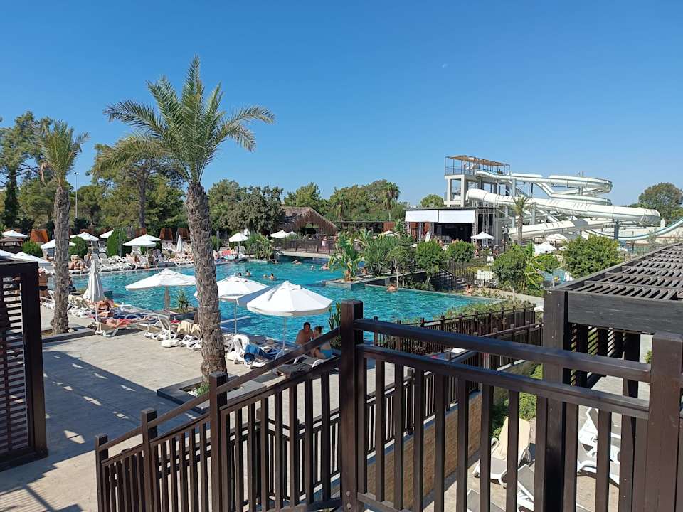 Pool Sorgun Akadia Luxury 16+