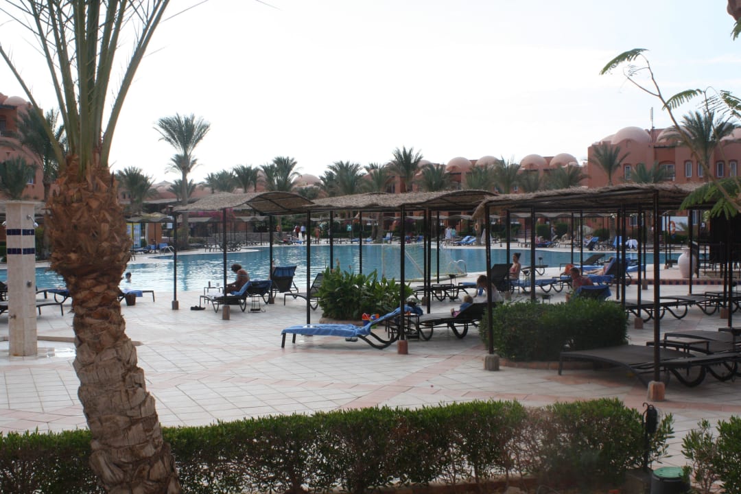 Ausblick von unserer Terrasse Jaz Makadi Oasis Resort