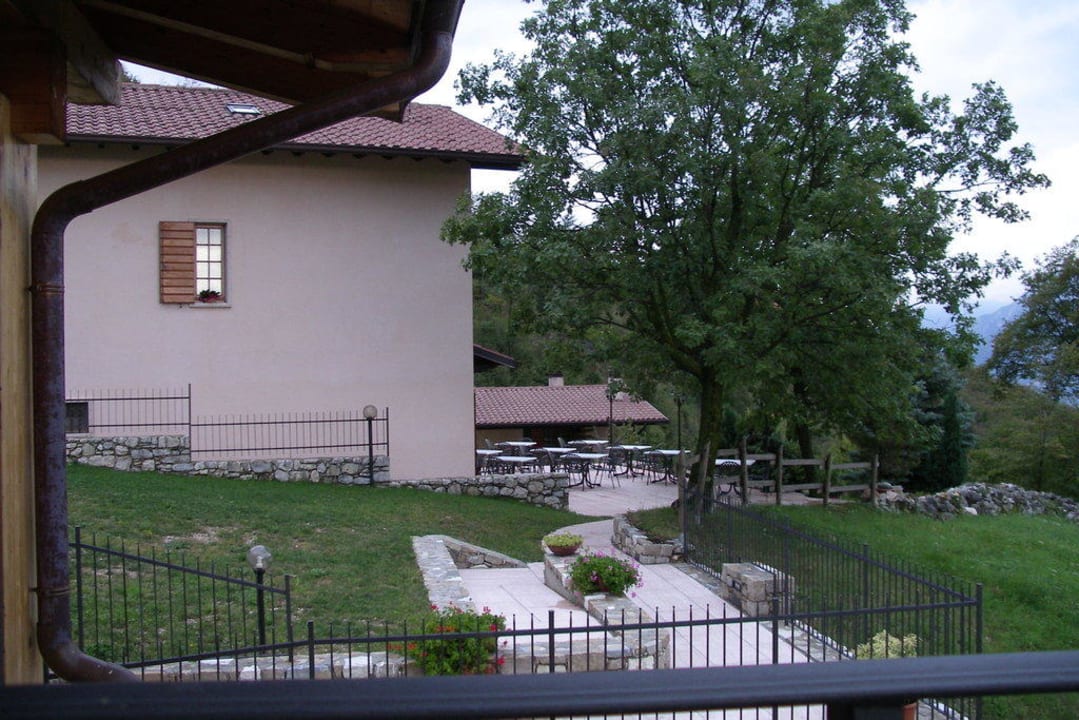 Frühstücksterrasse und Restaurant Agriturismo San Maggiore