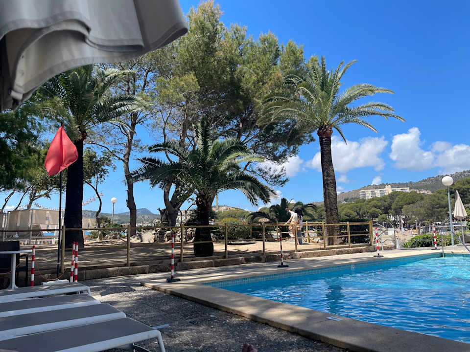 Pool Hotel Vibra Beverly Playa