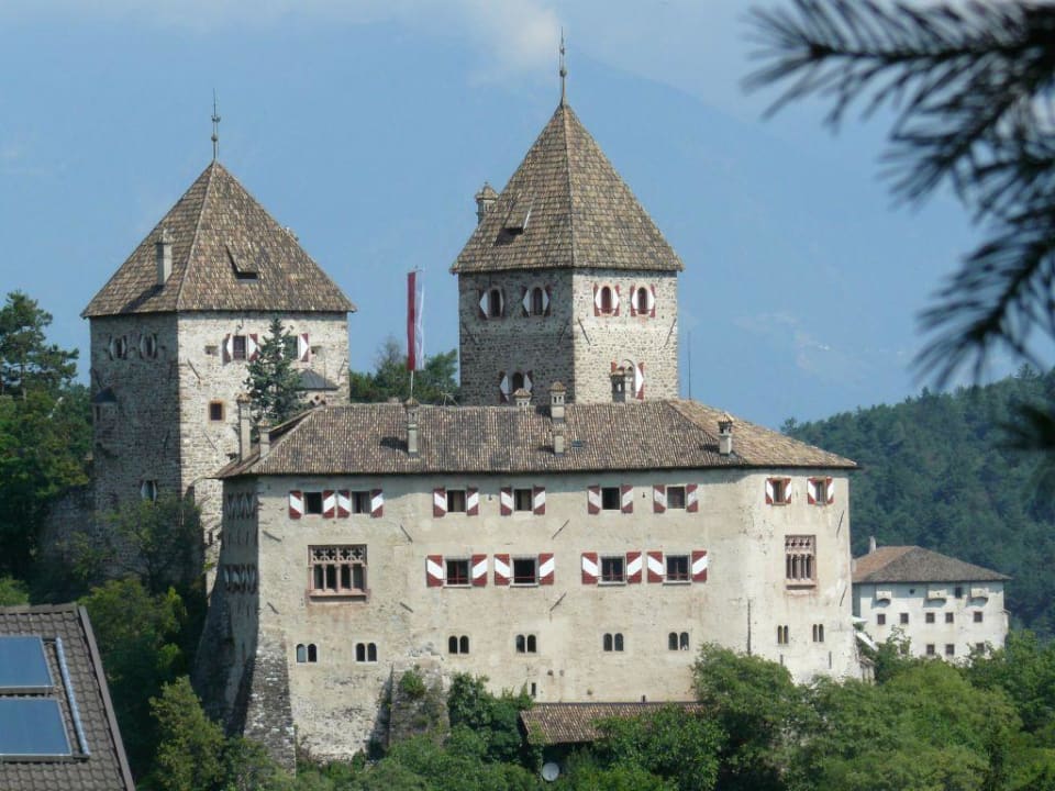 Wehrburg Hotel Schloss Wehrburg