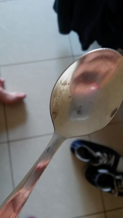 dreckiges Besteck Sol Cosmopolitan Rhodes