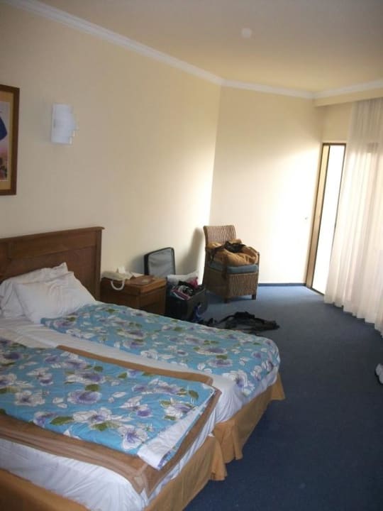 Zimmer Elias Beach Hotel