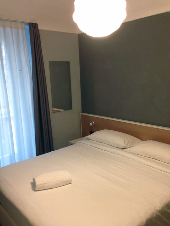 Blick ins Zimmer 101 Hotel Adalesia