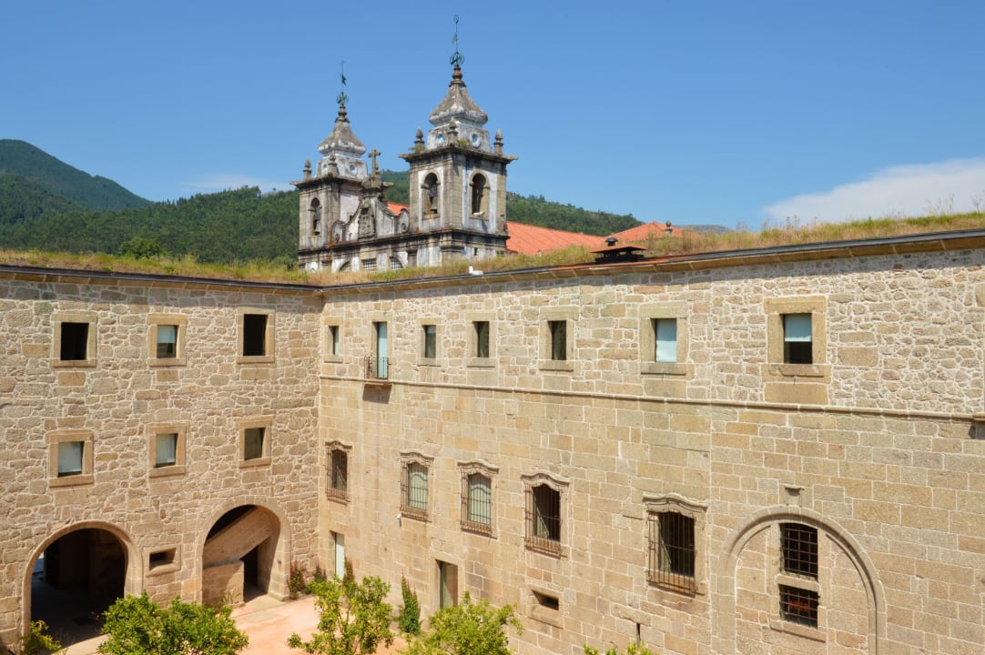 Außenansicht Pousada Mosteiro Amares