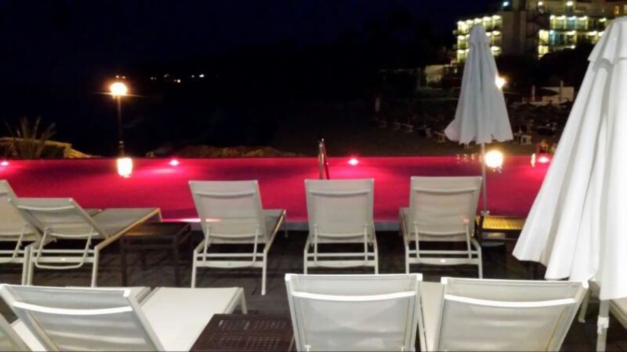 Poolbeleuchtung am Abend Son Moll Sentits Hotel & Spa