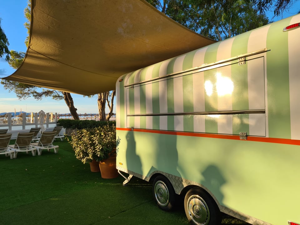 Gartenanlage Iberostar Waves Ciudad Blanca