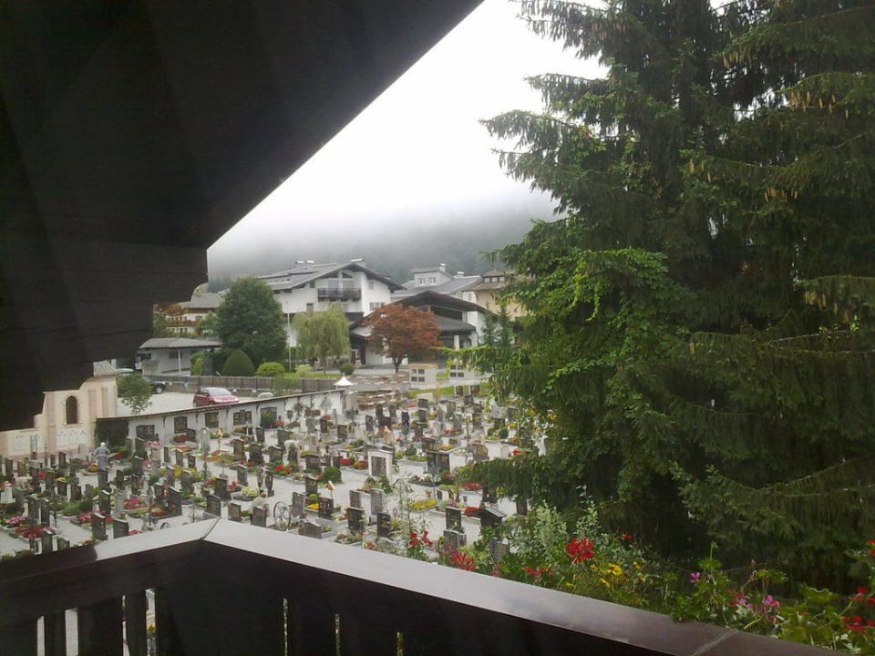 Ausblick vom Schlafzimmer Hotel Mesnerwirt