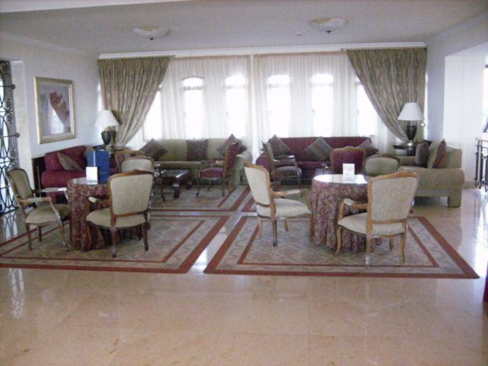 Elegante Ruhezone Lobby Alexander The Great Beach Hotel