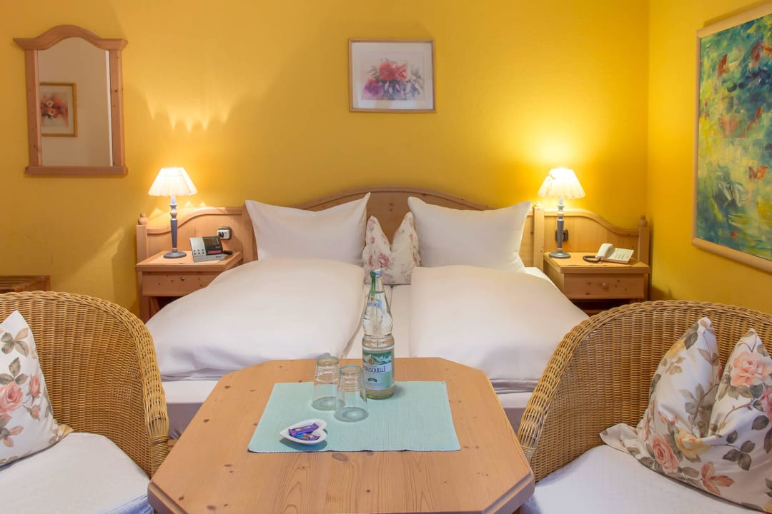 Doppelzimmer Kategorie B Hotel Garni Alpenblick