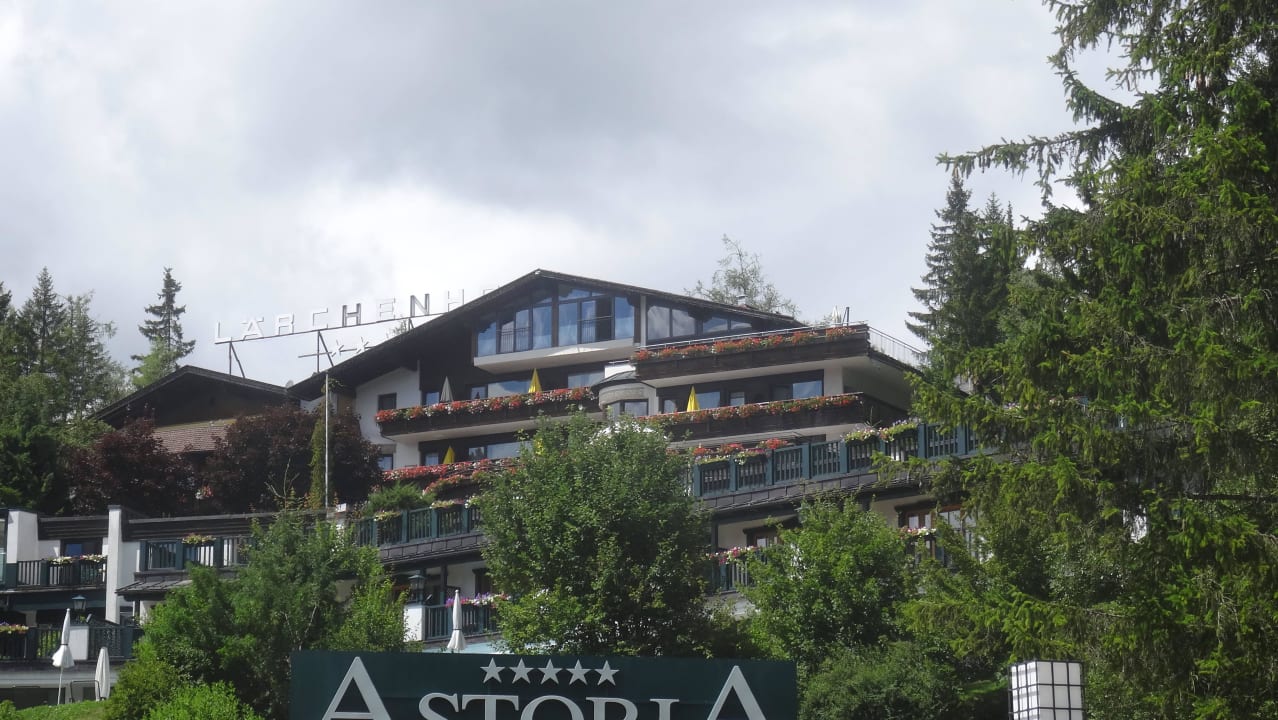 Lärchenhof von vorne Natur & Spa Hotel Lärchenhof