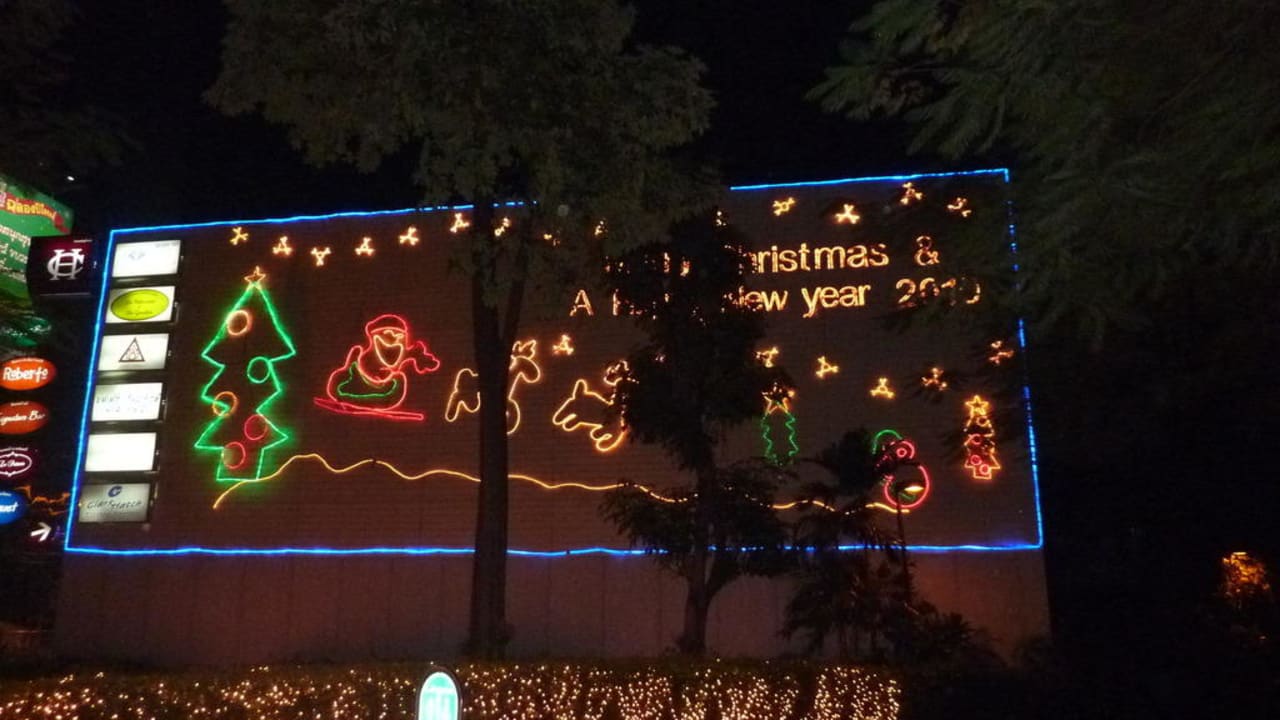 Happy New Year Hotel Century Park