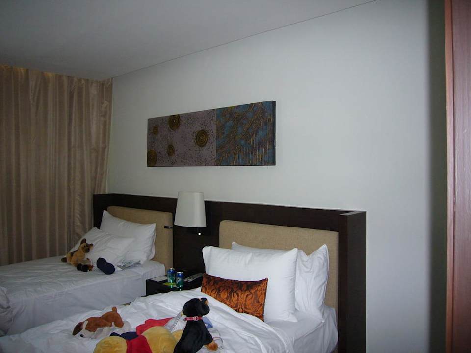 Eines der beiden Schlafzimmer JC Kevin Sathorn Bangkok Hotel