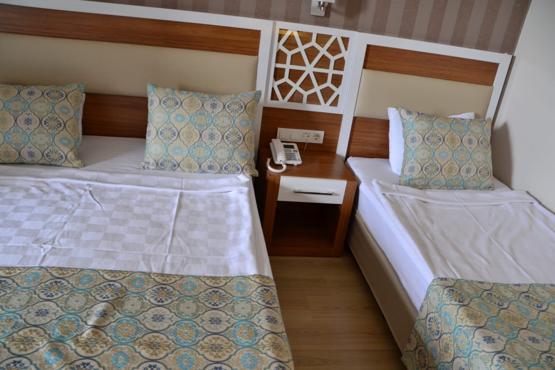 Zimmer Lonicera Resort & Spa Hotel