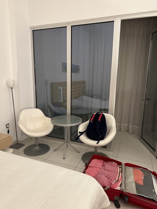 Zimmer Vrissaki Beach Hotel