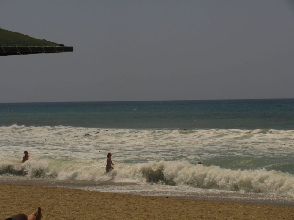 Море волнуется раз.. MC Beach Park Resort Hotel