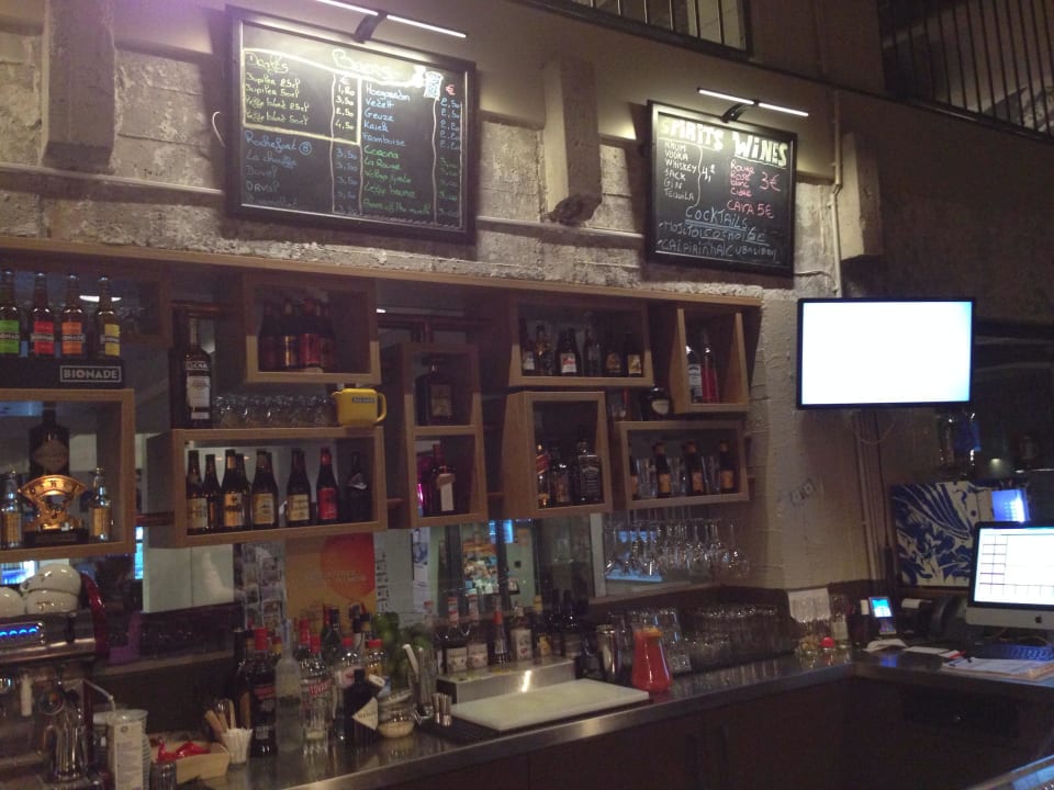 Hotel Bar MEININGER Hotel Bruxelles City Center