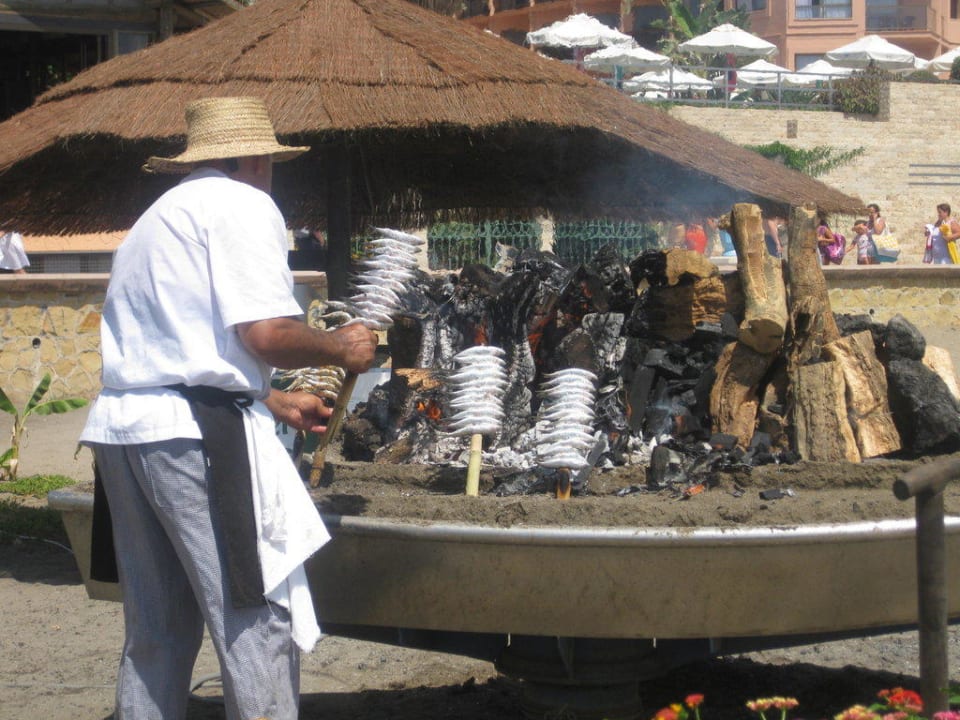 Sardinenräuchern Restaurant Mango Hotel MS Tropicana
