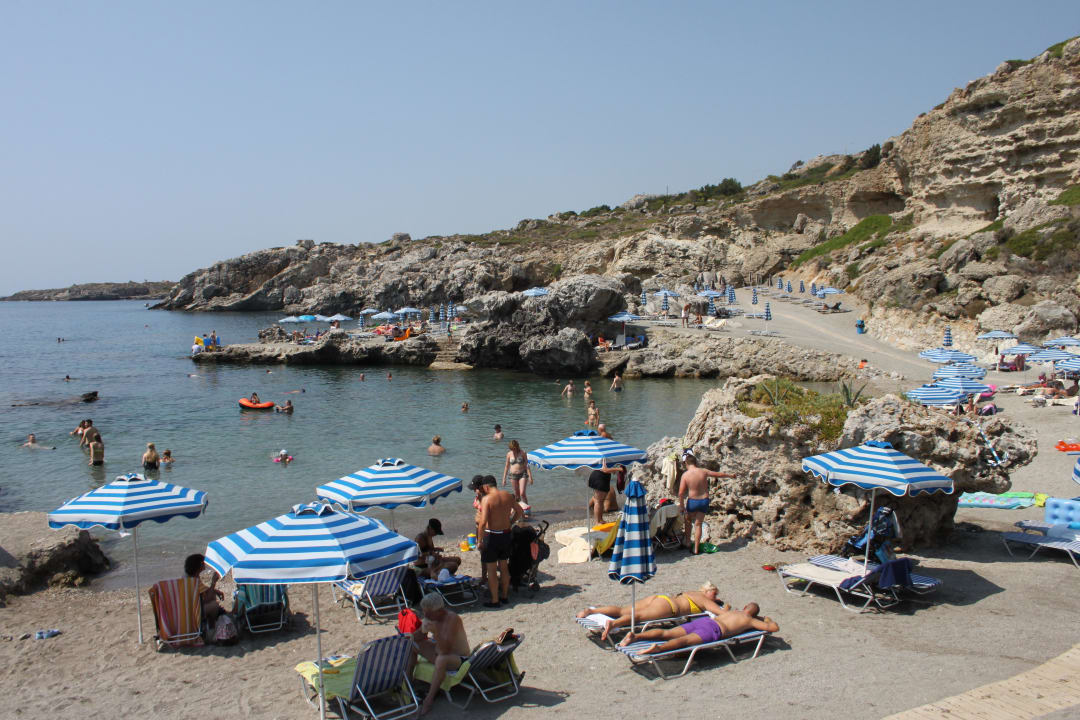 Pohled na pláž Hotel Kalithea Horizon Royal