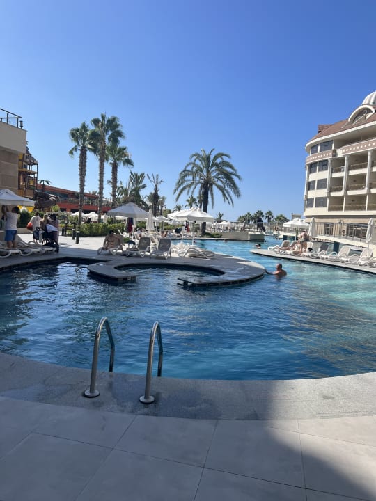 Pool Kirman Belazur Resort & Spa