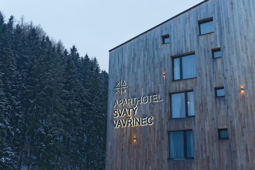 Außenansicht Aparthotel Svatý Vavřinec