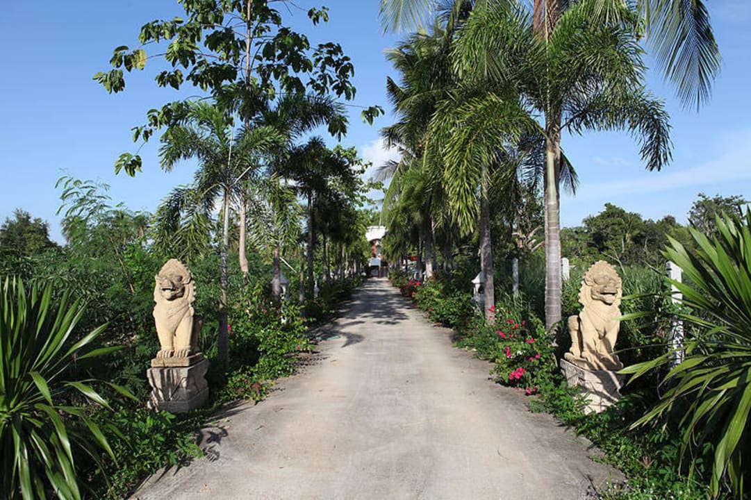 Zufahrt zum Adventure Resort Adventure Resort Thailand