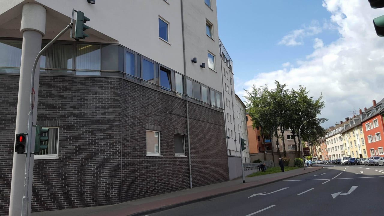 Blick von Aussen zum Hotel NH Köln Altstadt