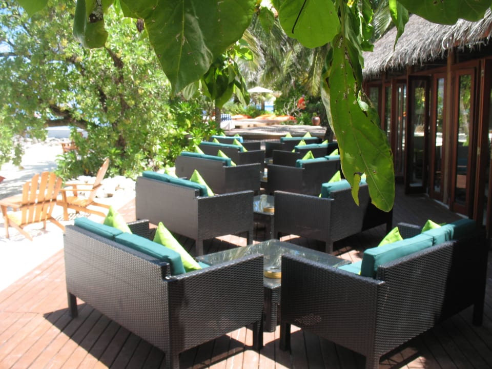 Terrasse der Bar Summer Island Maldives
