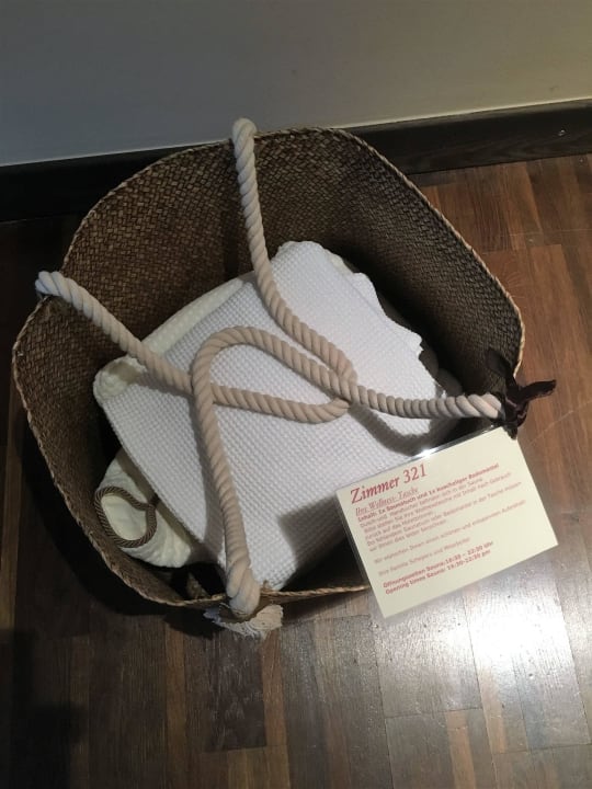 Wellnesstasche im Zimmer Hotel Schepers