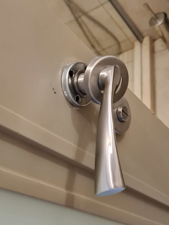 Zimmer Well Palace Side