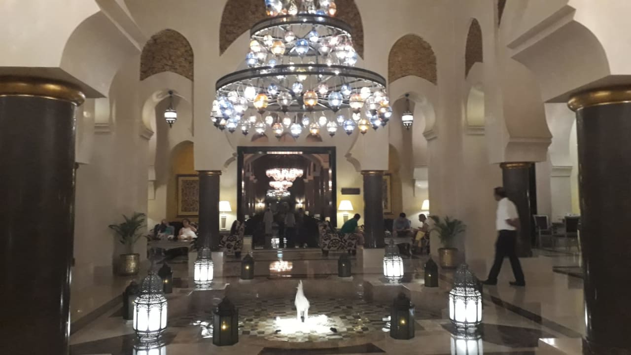 Lobby Miramar Al Aqah Beach Resort