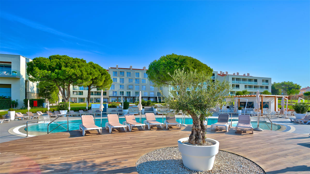 Pool Park Plaza Belvedere Medulin