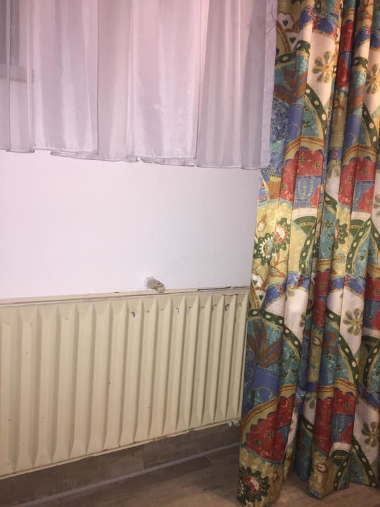 Bei Heizung & Vorhängen hörte die Renovierung auf Roomingtons Wetzlar