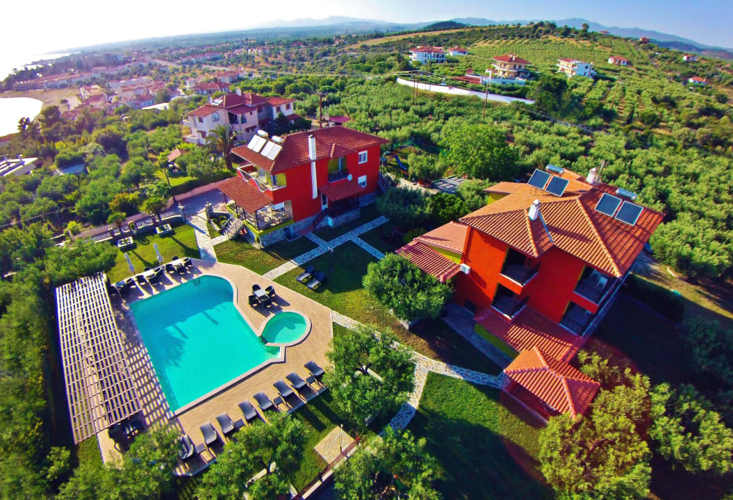 Außenansicht SUNDAY RESORT Studios and Apartments