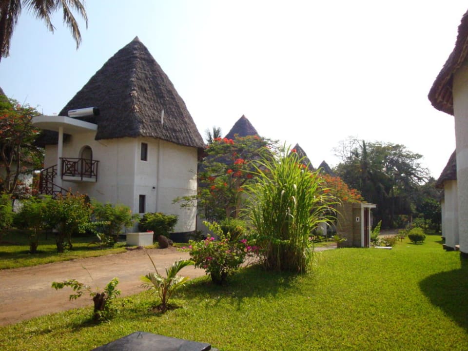 Anlage mit Rundbungalow Neptune Village Beach Resort & Spa