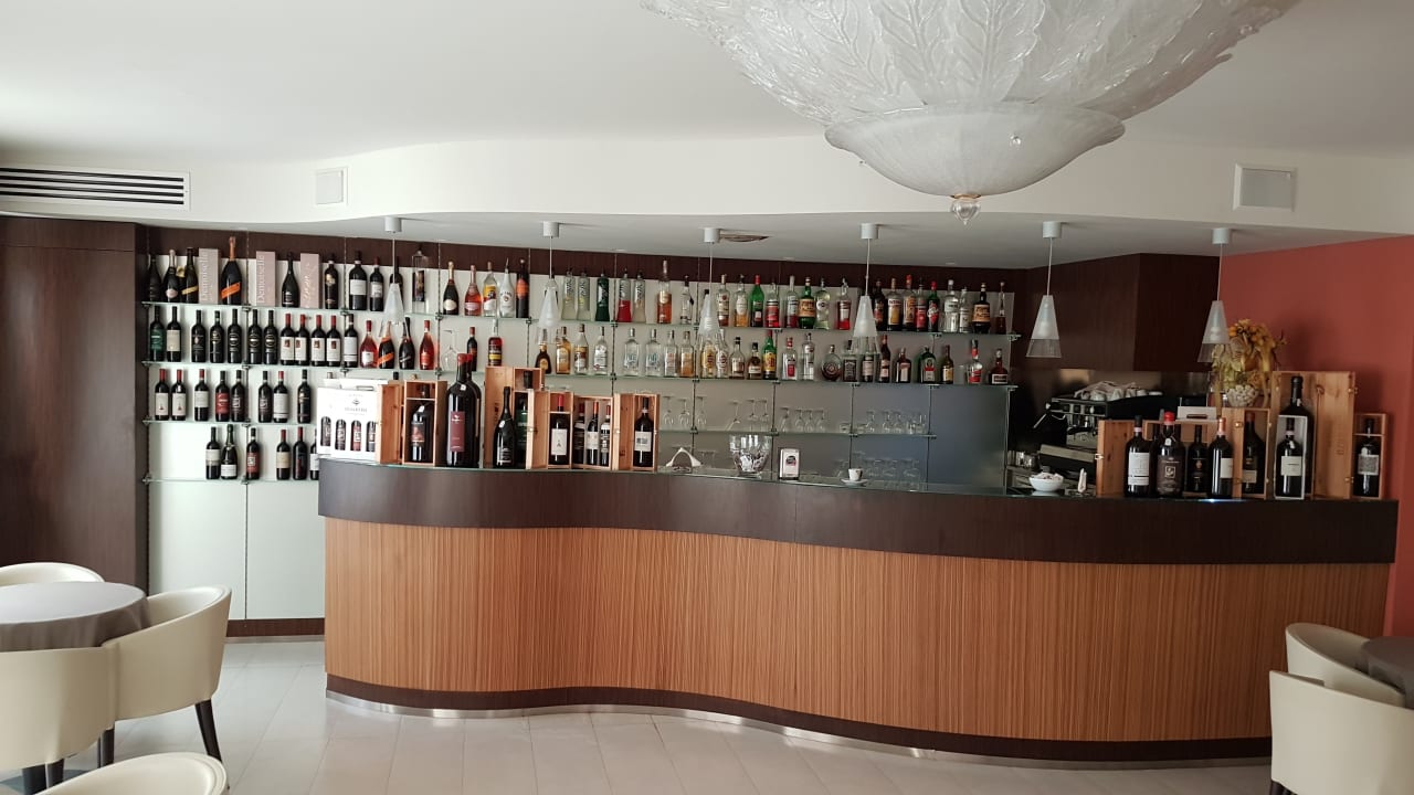 Bar neben Lobby Hotel Etruria Resort & Natural Spa
